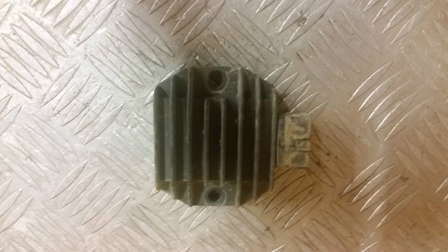 Regulateur tension quad - regulateur, de